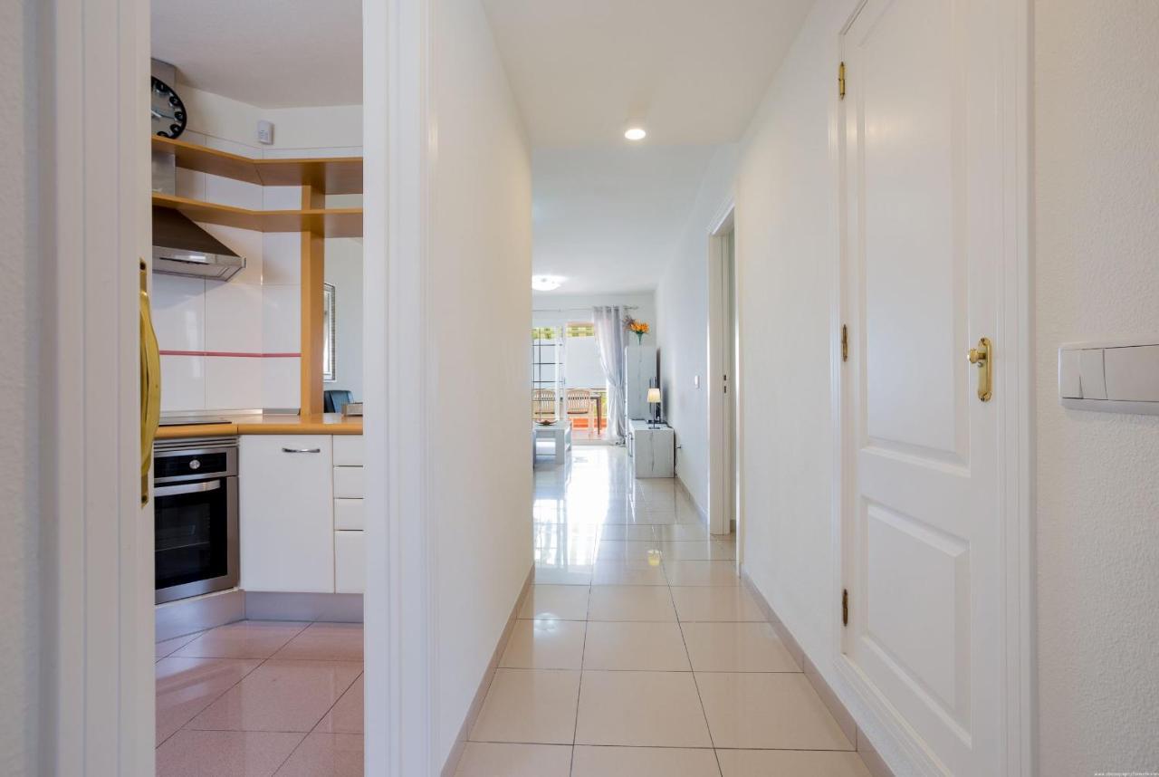 Superior Del Duque Ocean View 2 Bedroom Apartment Адехе Екстериор снимка
